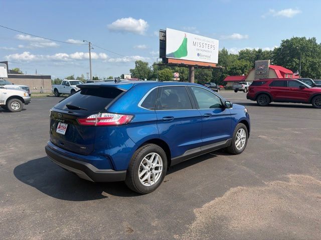 Used 2023 Ford Edge SEL AWD/4WD image 5