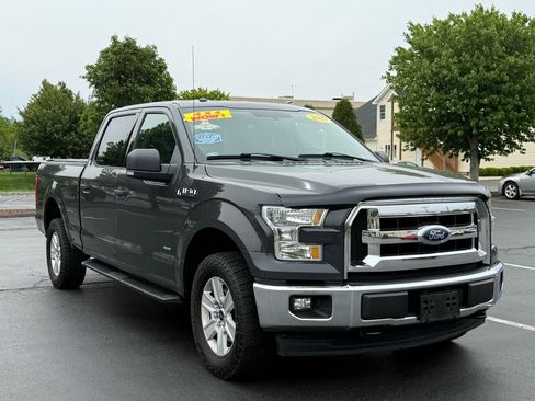 Used 2017 Ford F150 XLT w/ Equipment Group 301A Mid AWD/4WD image 4