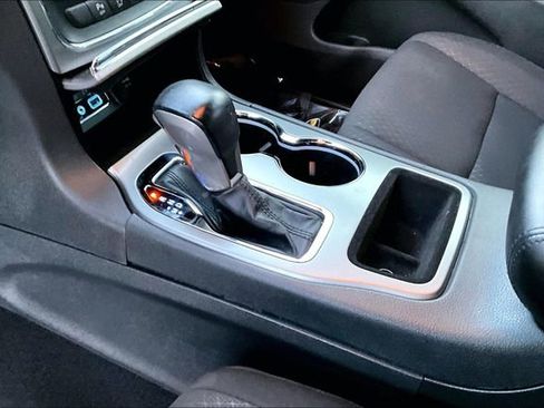 Used 2020 Jeep Grand Cherokee Laredo image 13