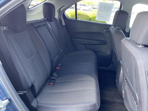 Used 2017 Chevrolet Equinox LT FWD image 28