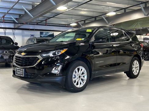 Used 2019 Chevrolet Equinox LT FWD image 5