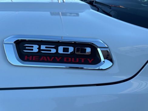 Used 2022 RAM 3500 Laramie image 17