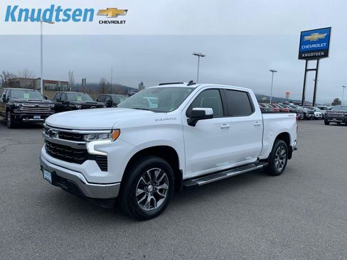 Used 2025 Chevrolet Silverado 1500 LT w/ All Star Edition Plus image 3