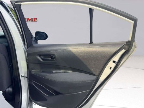 Used 2023 Toyota Corolla LE FWD image 40