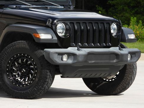 Used 2019 Jeep Wrangler Unlimited Sport S AWD/4WD image 15