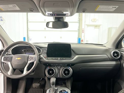 Used 2024 Chevrolet Blazer LT w/ Convenience Package image 10
