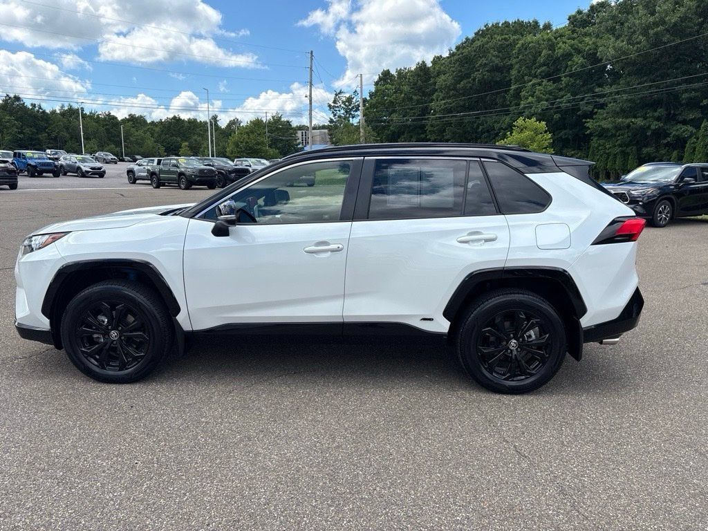 Certified 2023 Toyota RAV4 XSE w/ XSE Grade Weather Package AWD/4WD image 3