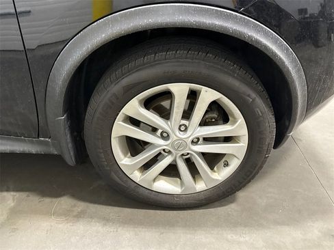 Used 2013 Nissan Juke SV image 16