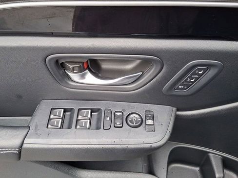 Used 2024 Honda Pilot Touring image 21