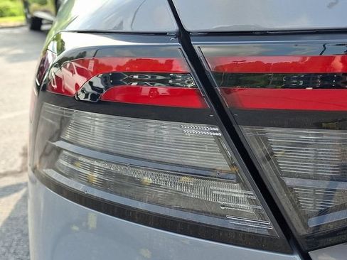 Used 2023 Honda Accord Sport image 9