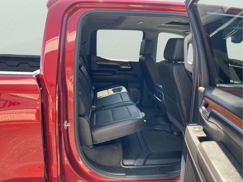 Used 2022 GMC Sierra 1500 Denali AWD/4WD image 31