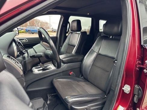 Used 2020 Jeep Grand Cherokee Altitude image 13
