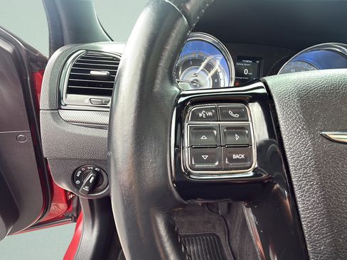 Used 2014 Chrysler 300 S AWD/4WD image 15