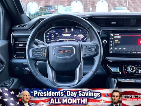 Used 2022 GMC Sierra 1500 AT4 w/ AT4 Premium Package image 5