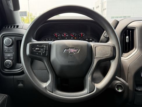Used 2022 Chevrolet Silverado 1500 Custom Trail Boss AWD/4WD image 19