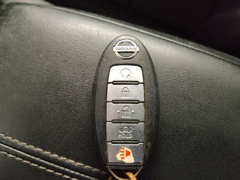 Used 2020 Nissan Sentra S FWD image 32