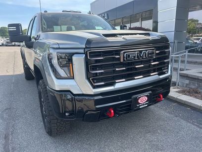 New 2026 GMC Sierra 2500 AT4X w/ LPO, Black Badging Package