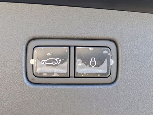 New 2026 Genesis GV70 2.5T Advanced AWD/4WD image 11