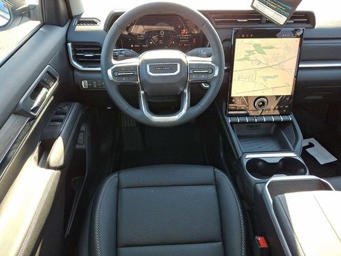 New 2026 GMC Terrain Denali w/ LPO, Floor Liner Package image 10