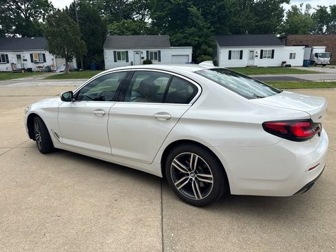 Used 2021 BMW 530i xDrive w/ Convenience Package AWD/4WD image 5