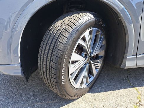 Certified 2024 Audi Q4 e-tron Premium image 36