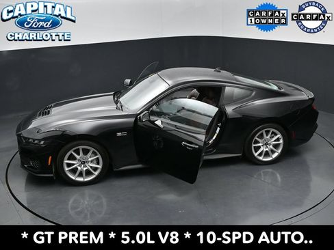 Used 2025 Ford Mustang GT Premium RWD image 32