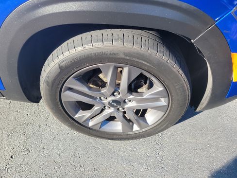 Used 2023 Kia Seltos S w/ Navigation Package image 10