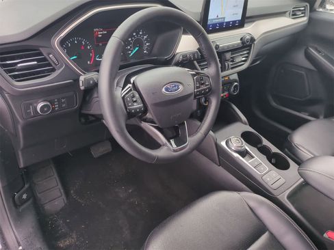 Used 2022 Ford Escape SEL image 10