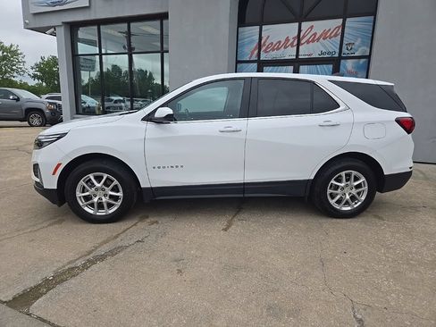 Used 2024 Chevrolet Equinox LT AWD/4WD image 7