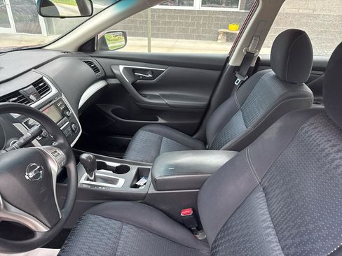 Used 2016 Nissan Altima 2.5 S w/ Power Driver Seat Package FWD image 10