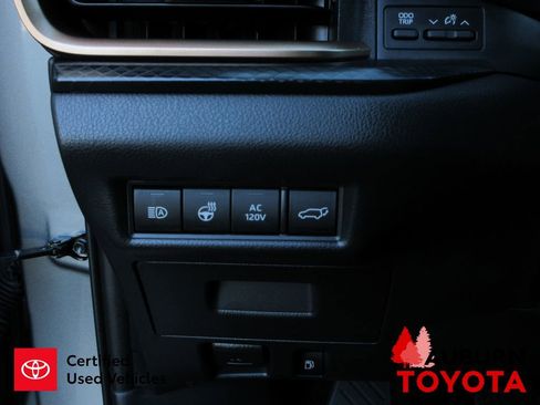 Used 2025 Toyota Grand Highlander AWD Hybrid image 36