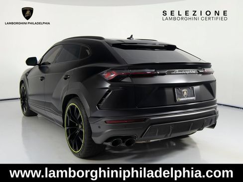 Used 2022 Lamborghini Urus AWD/4WD image 7