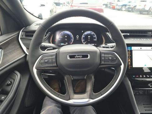 New 2026 Jeep Grand Cherokee Laredo image 15