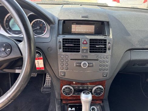 Used 2010 Mercedes-Benz C 300 4MATIC Sedan image 11
