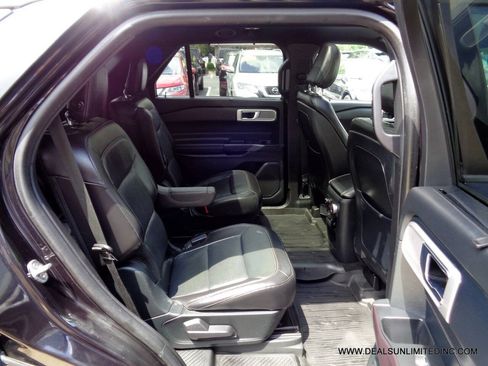 Used 2020 Ford Explorer Limited AWD/4WD image 26