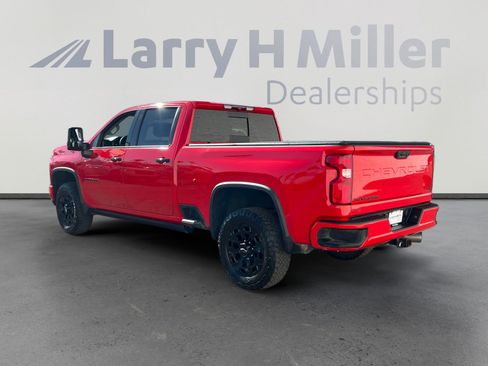 Used 2024 Chevrolet Silverado 2500 LTZ w/ LTZ Plus Package image 3