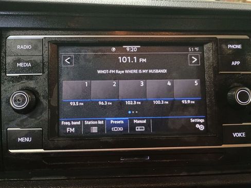 Used 2024 Volkswagen Jetta S image 11