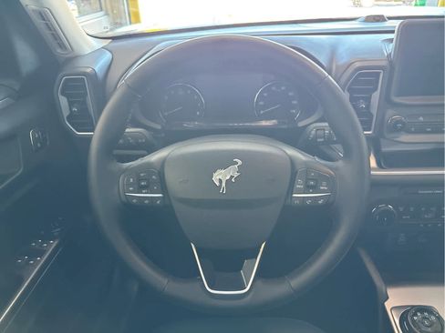 Used 2024 Ford Bronco Sport Outer Banks w/ Tech Package AWD/4WD image 15