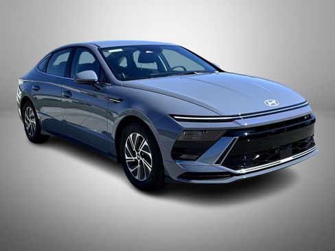 New 2026 Hyundai Sonata Blue image 3