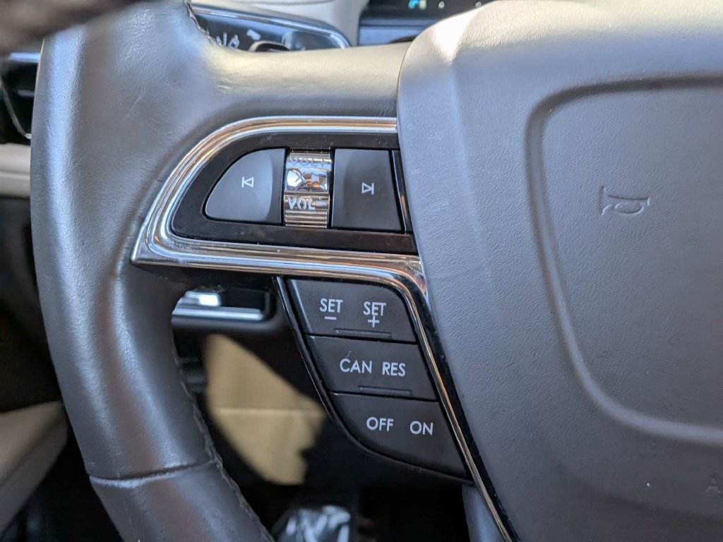 Used 2022 Lincoln Nautilus Reserve AWD/4WD image 21