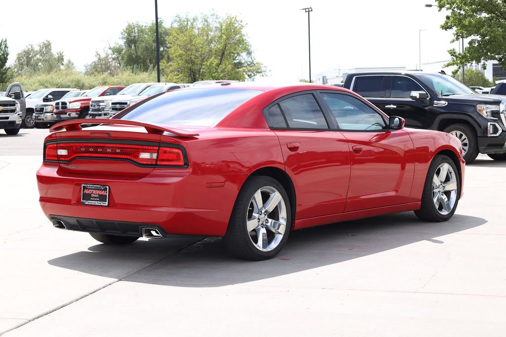 Used 2013 Dodge Charger SXT w/ Sport Appearance Group RWD image 6
