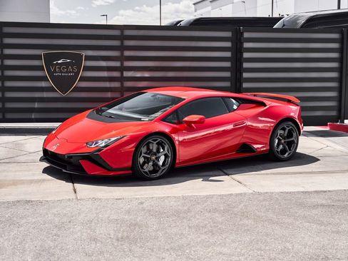 Used 2023 Lamborghini Huracan Tecnica RWD image 5
