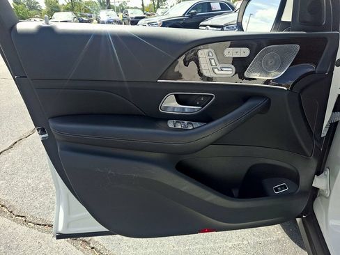 Used 2024 Mercedes-Benz GLE 350 4MATIC image 12