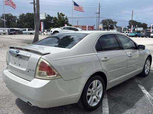 Used 2008 Ford Fusion SEL FWD image 5
