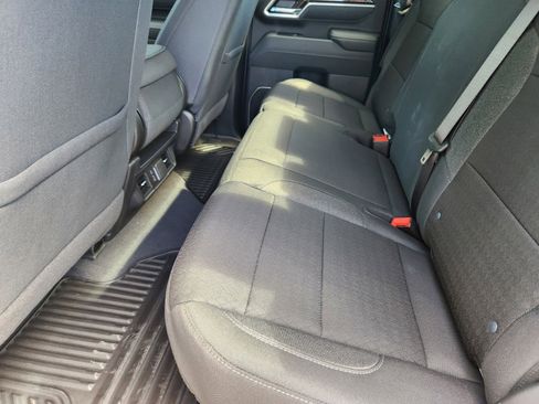 Used 2025 GMC Sierra 2500 SLE w/ SLE Value Package; AWD/4WD image 12