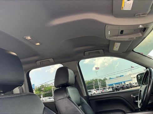 Used 2017 Chevrolet Silverado 1500 LT w/ All Star Edition AWD/4WD image 16