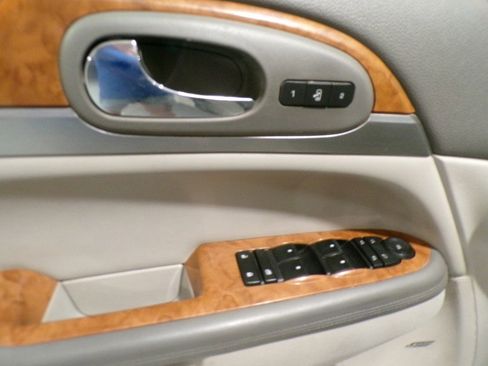 Used 2012 Buick Enclave Premium image 5