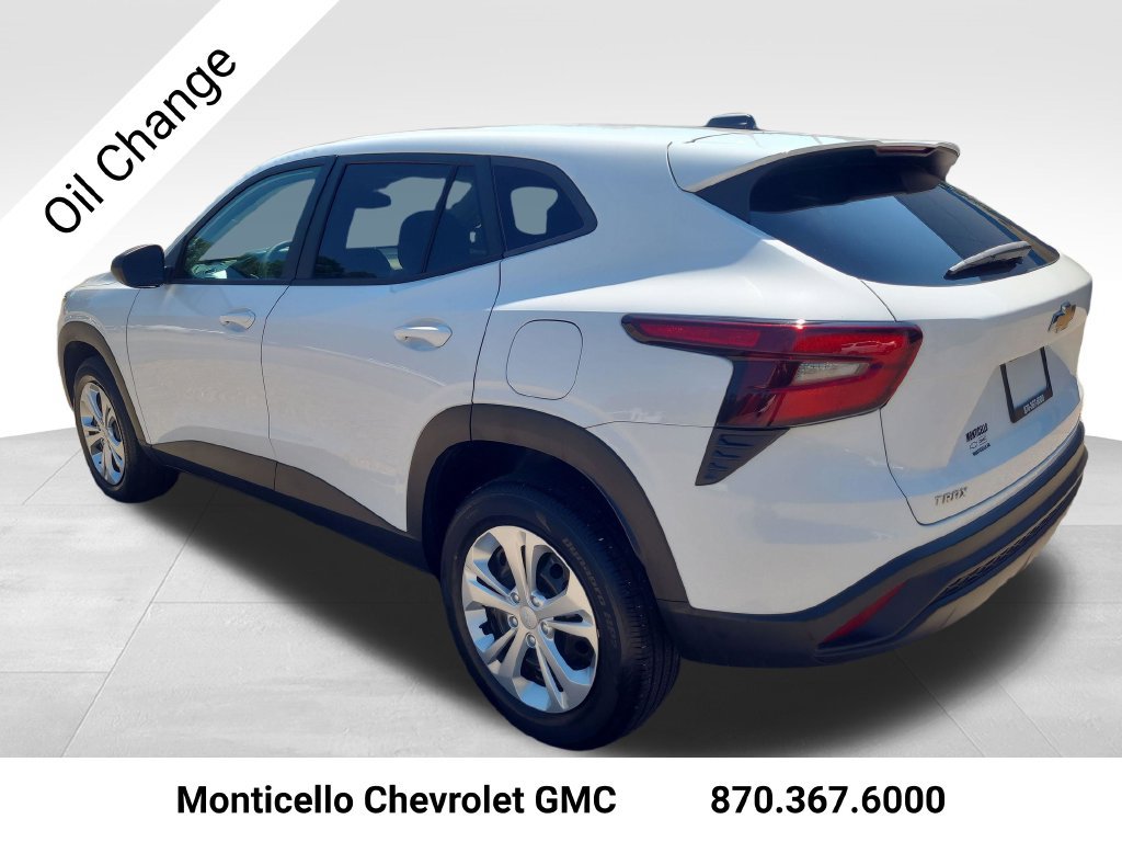 Certified 2024 Chevrolet Trax LS FWD image 5