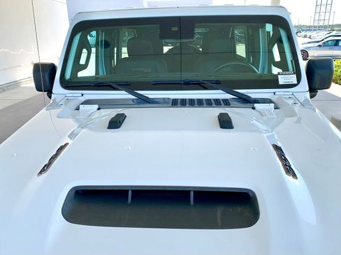 Used 2021 Jeep Wrangler Unlimited Rubicon w/ Trailer Tow Package AWD/4WD image 51
