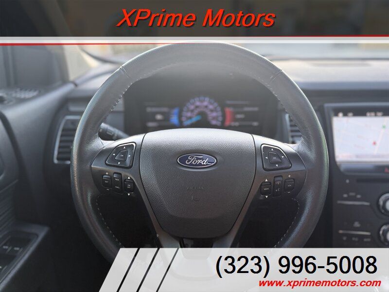 Used 2019 Ford Flex SEL FWD image 20